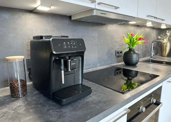 Neu & Schick: Kueche Inkl. Kaffee
